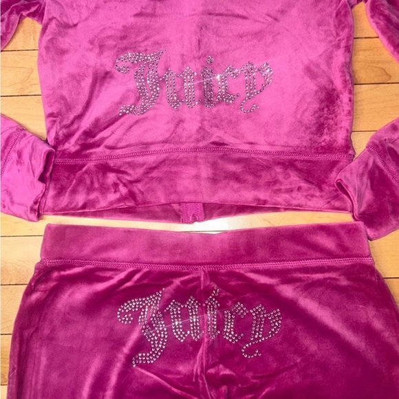 NEW! NWT JUICY COUTURE Velour OG Bling Tracksuit Set in Fuchsia Pink Size Medium - Picture 4 of 5